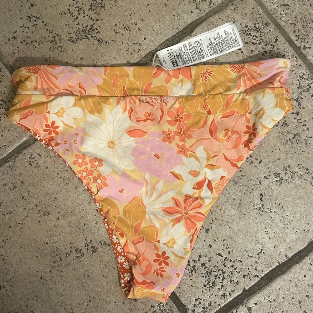 NWOT Billabong bikini bottoms size XL reversible - Picture 3 of 10